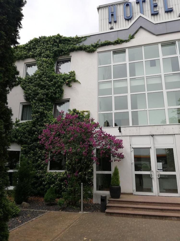 Komfort Hotel Wiesbaden Exterior foto